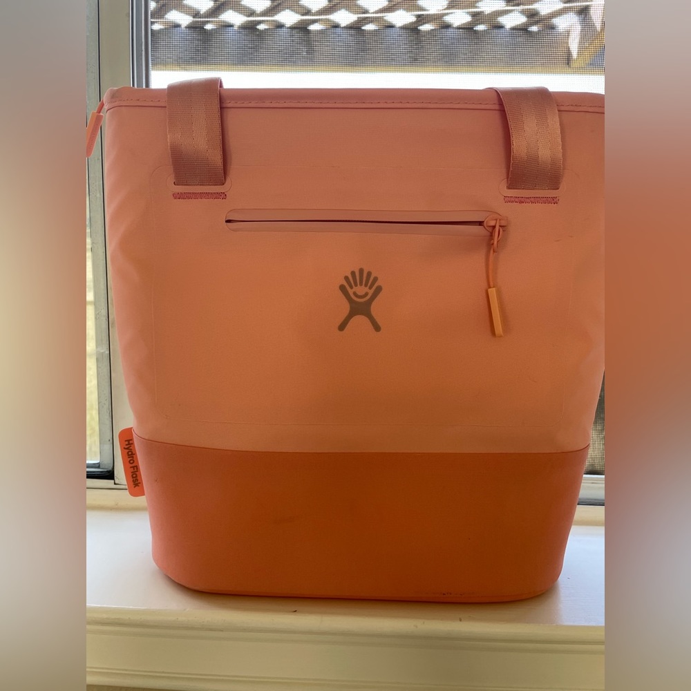 HYDRO FLASK 8L Lunch Tote/Lunch Bag in Grapefruit/Pink
